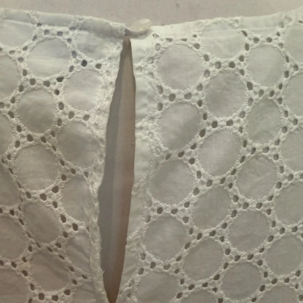 NWT Elegant White eyelet Sleeveless Dress - Picture 4 of 5